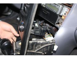 'Gümrük Kaçağı 94 Cep Telefon'