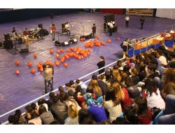 Kaü’de Öğrenciler Konserde Kaynaştı