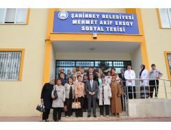 Ak Parti Şehitkamil İlçe Kadın Kolları Üyeleri Şahinbey'i Gezdi