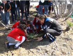 Elmadağ Polisi Öğrencileri Uyarıyor