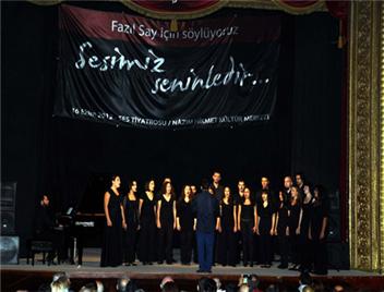 Fazıl Say'a sanatçılardan destek