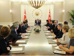 Türk-amerikan Konseyi Başkanı Armitage, Çankaya Köşkü’nde