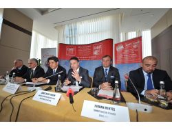 Bilişim Ve Teknoloji Şirketleri Cebıt İçin Buluştu