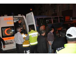 Erzurum'da Midibüsün Freni Boşaldı: 8 Yaralı (2)