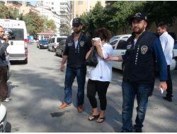 Kurbanlarını İlaçla Uyutup Gasp Etmiş