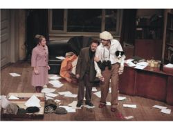 'Profesyonel', İsveçli Töyatro Severler İçin Sahnelenecek