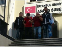 Atm'den Hırsızlık Güvenlik Kamerasında