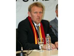 Kayserispor’un Yeni Hocası Robert Prosinecki, Resmen Takımın Başında