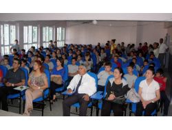 Öğrencilere Bilinçli Gıda Tüketimi Konferansı