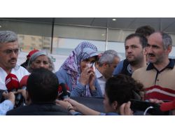 İnşaatında 11 İşçinin Öldüğü Avm'nin Açılışı Protesto Edildi