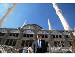 Cami Yaptıran Chp'li Belediye Başkanı, Soruşturmalardan Kurtulamıyor