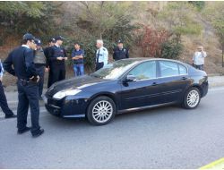 Otomobilde Ölü Bulundu