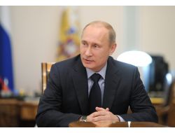 Putin’den Başörtü Yorumu: Dini Değerlere Saygılı Olmalıyız