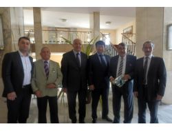 Başbakan Erdoğan'ı Ziyaret Eden Kırgız Vekil: Sen Avrasya'nın Da Liderisin