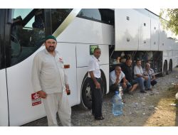 Silopi'de Bekleyen Hacı Adayları Çözüm Bekliyor