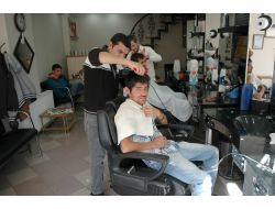 Berberlerde De Bayram Mesaisi Başladı