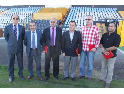 Polatlı’da Şehir Stadyumuna Yardım Edenler Ödüllendirildi