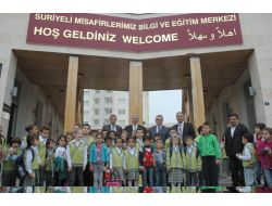 Suriyeliler Sorunlarına Çözüm Buluyor