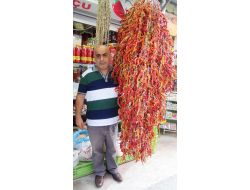 Tava Ciğerinin Vazgeçilmezi Karaağaç Biberi, Kilosu 60 Liradan Alıcı Buluyor