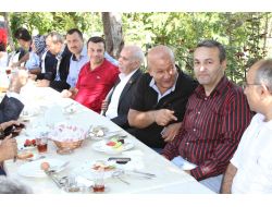 Kayserililer Milletvekilleri İle Kahvaltıda Buluştu