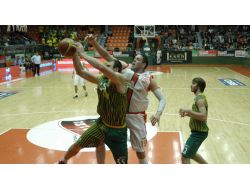 Banvit: 62 - Olin Edirne: 51