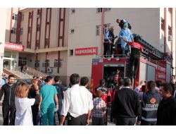 Hastanedeki Yangın Tatbikatı Gerçeğini Aratmadı