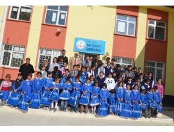 Kızılay, Sarıkaya’da Bin 134 Öğrenciye Giysi Dağıttı