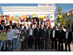 Başkan Ak, Taksi Durağı Hizmete Açtı