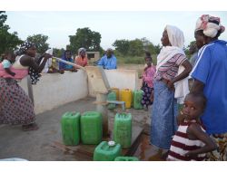 Türkler Kuyu Açtı, Burkina Fasolu Kadınlar Boyun Fıtığı Olmaktan Kurtuldu