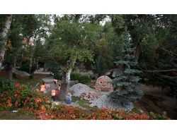 Kuğulupark'ta Yenileme Çalışmaları Devam Ediyor