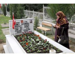 Samsunlular Bu Arifede De Mezarlıkları Doldurdu