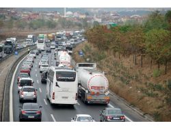 Kocaeli Tem’de Bayram Trafiği Yoğunluğu