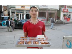 Tepside Şekerpare Tatlısı İlgi Görüyor