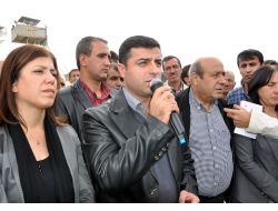 Bdp’li Demirtaş Erdoğan'a Midyat'tan Cevap Verdi