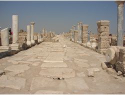 Türkiye’nin En Büyük Kazısı: Laodikya Yunan’ın Değil Frigyalıların