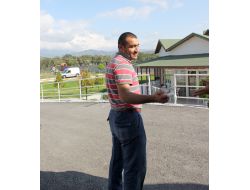 Edremit’te Acemi Kasaplar Acil Servislere Koştu.