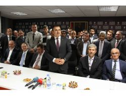 Bakan Kılıç Partililerle Bayramlaştı!.