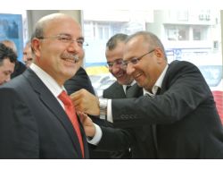 Ak Parti’de Katılımlı Bayramlaşma