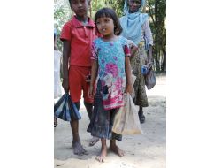 Kimse Yok Mu, Bangladeş-myanmar Sınırında Kurban Eti Dağıtıyor