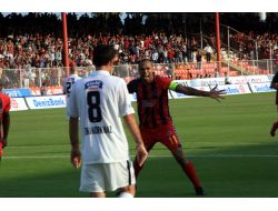 Mersin İdman Yurdu: 1 - İstanbul Bbsk: 0 (İlk Yarı)