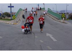 Cumhuriyet İçin Koştular