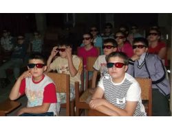 Mamak Araplar'da Çocuklar 3d Sinema İle Tanıştı