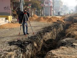 Antakya'da Kanal Döşeme Çalışmaları Hız Kazandı