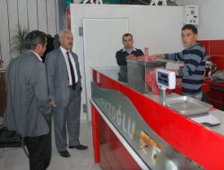 Aydıncık'ta Kasapların İş Yoğunluğu Arttı