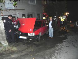 Park Halindeki Otomobil Alev Aldı