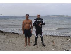 Fırtınada Çanakkale Boğazı’nı Yüzerek Geçecek