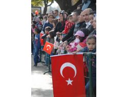 "Türk Milleti Bugün Yaşanan Badireleri Sükunet Ve Sağduyu İle Atlatacaktır"