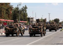 29 Ekim Kktc'de Coşkuyla Kutlanıyor