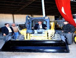 Muratpaşa'ya 4 Milyon Lira Değerinde İş Makinesi