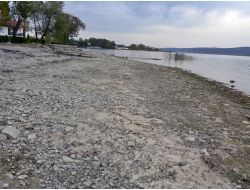 Sapanca Gölü'nde Su Seviyesi Düştü